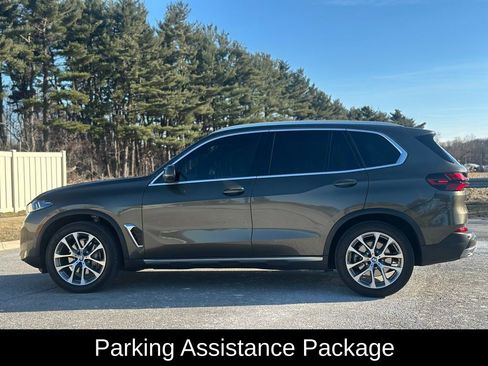 Certified 2024 BMW X5 xDrive40i w/ Premium Package image 4