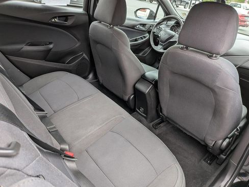 Used 2019 Chevrolet Cruze LT w/ RS Package FWD image 21