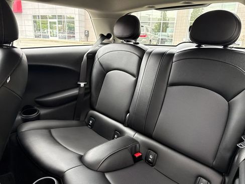 Used 2015 MINI Cooper 2-Door Hardtop FWD image 13