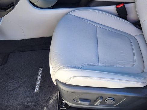 New 2026 Hyundai Tucson Limited AWD/4WD image 9