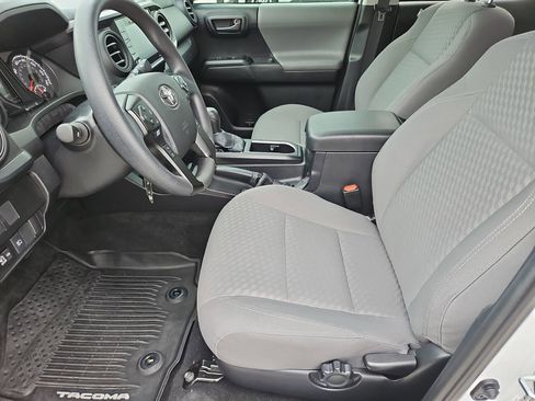 Used 2021 Toyota Tacoma SR w/ SR Convenience Package RWD image 12