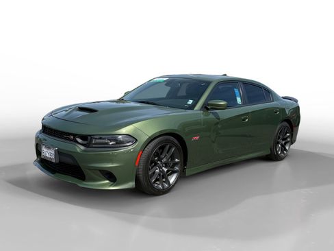 Used 2021 Dodge Charger Scat Pack image 1