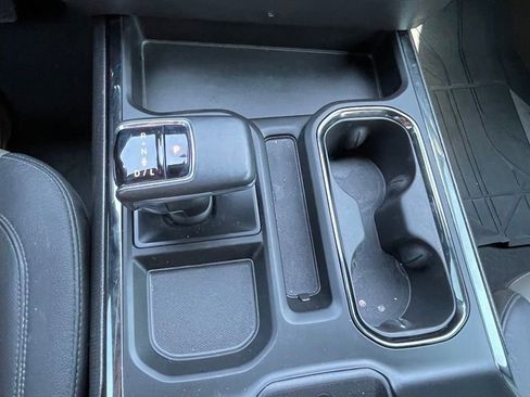 Used 2024 Chevrolet Silverado 1500 ZR2 w/ Technology Package AWD/4WD image 20