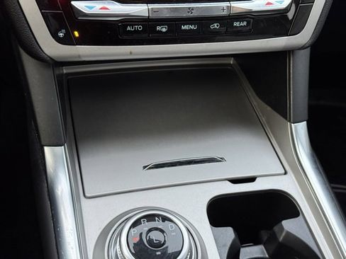 Certified 2023 Ford Explorer XLT w/ Equipment Group 202A image 15