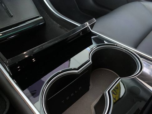 Used 2019 Tesla Model 3 Long Range image 19