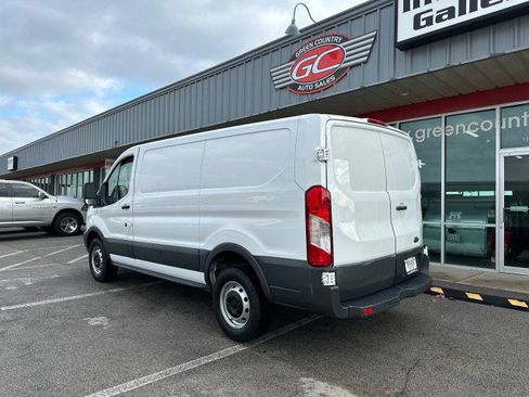 Used 2018 Ford Transit 250 130 Low Roof image 4