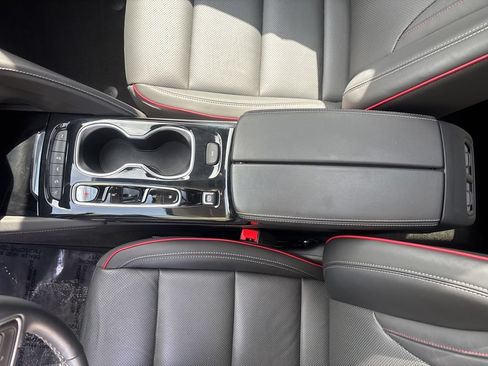 Used 2023 Buick Envision Essence w/ Technology Package I AWD/4WD image 16