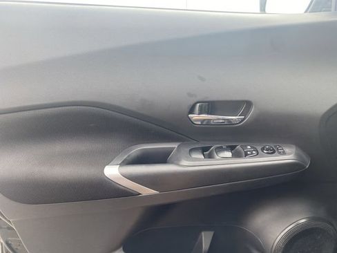 Used 2022 Nissan Kicks SV image 35