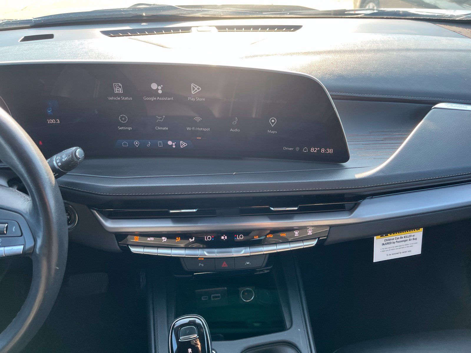 Used 2024 Cadillac XT4 Premium Luxury FWD image 10