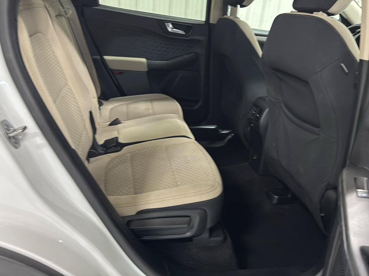 Used 2020 Ford Escape SE AWD/4WD image 9