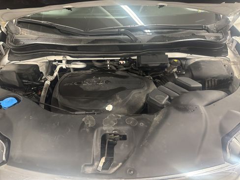 Used 2022 Honda Pilot Touring image 12