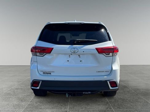 Used 2019 Toyota Highlander Limited Platinum AWD/4WD image 5