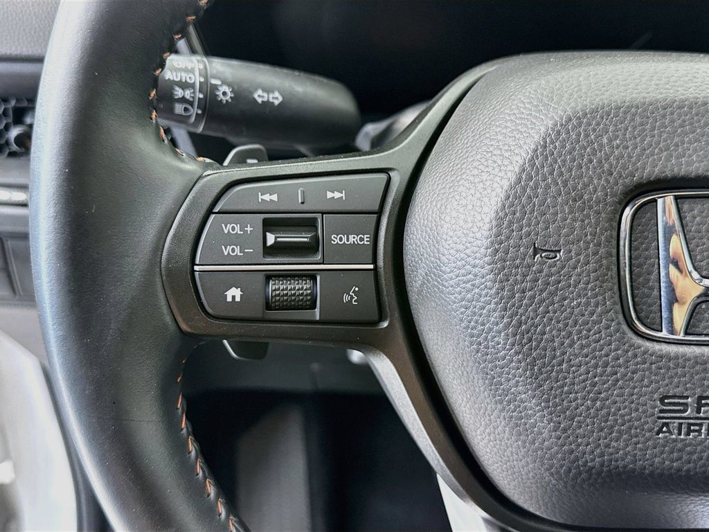 Certified 2025 Honda CR-V Sport image 11