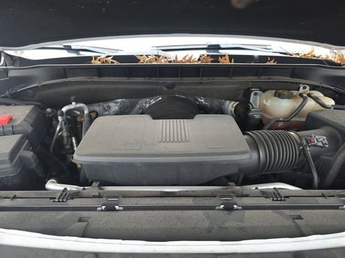 Used 2021 Chevrolet Tahoe Z71 w/ Z71 Signature Package image 7