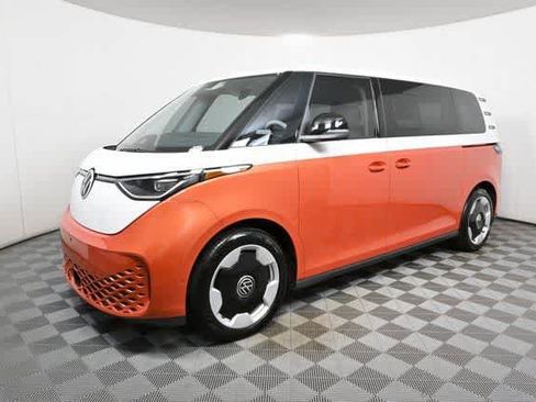 New 2025 Volkswagen ID. Buzz Pro S Plus image 24