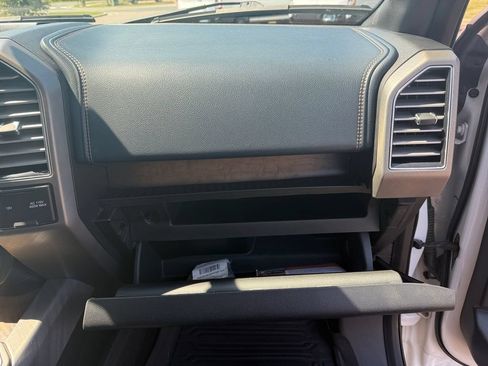 Used 2018 Ford F150 Limited AWD/4WD image 23