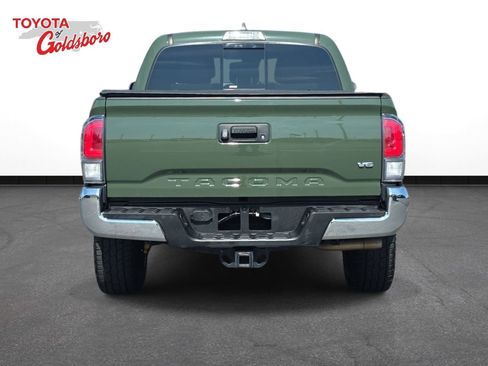 Used 2021 Toyota Tacoma TRD Off-Road image 6