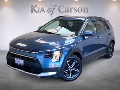 Certified 2025 Kia Niro EX