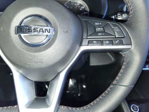 Certified 2020 Nissan Kicks SR image 25