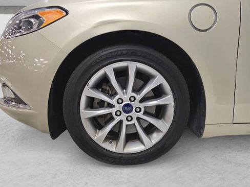 Used 2017 Ford Fusion Energi SE FWD image 23