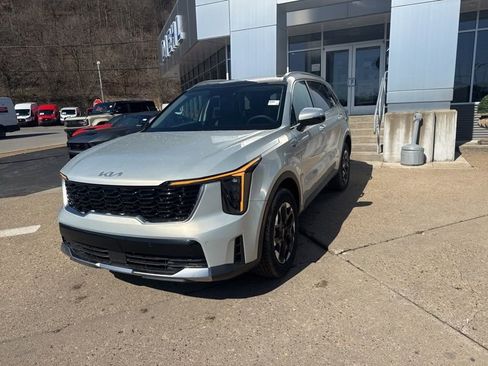 New 2026 Kia Sorento S w/ S Panoramic Sunroof Package AWD/4WD image 3