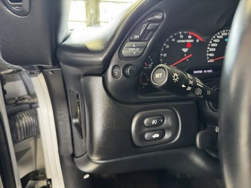 Used 2002 Chevrolet Corvette Coupe w/ Preferred Equipment Group2 image 13