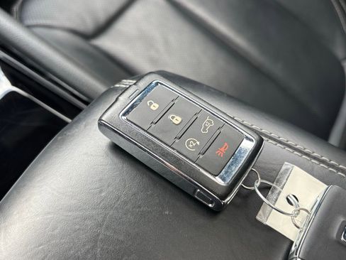 Used 2024 Jeep Grand Cherokee Overland w/ Trailer Tow Package image 28