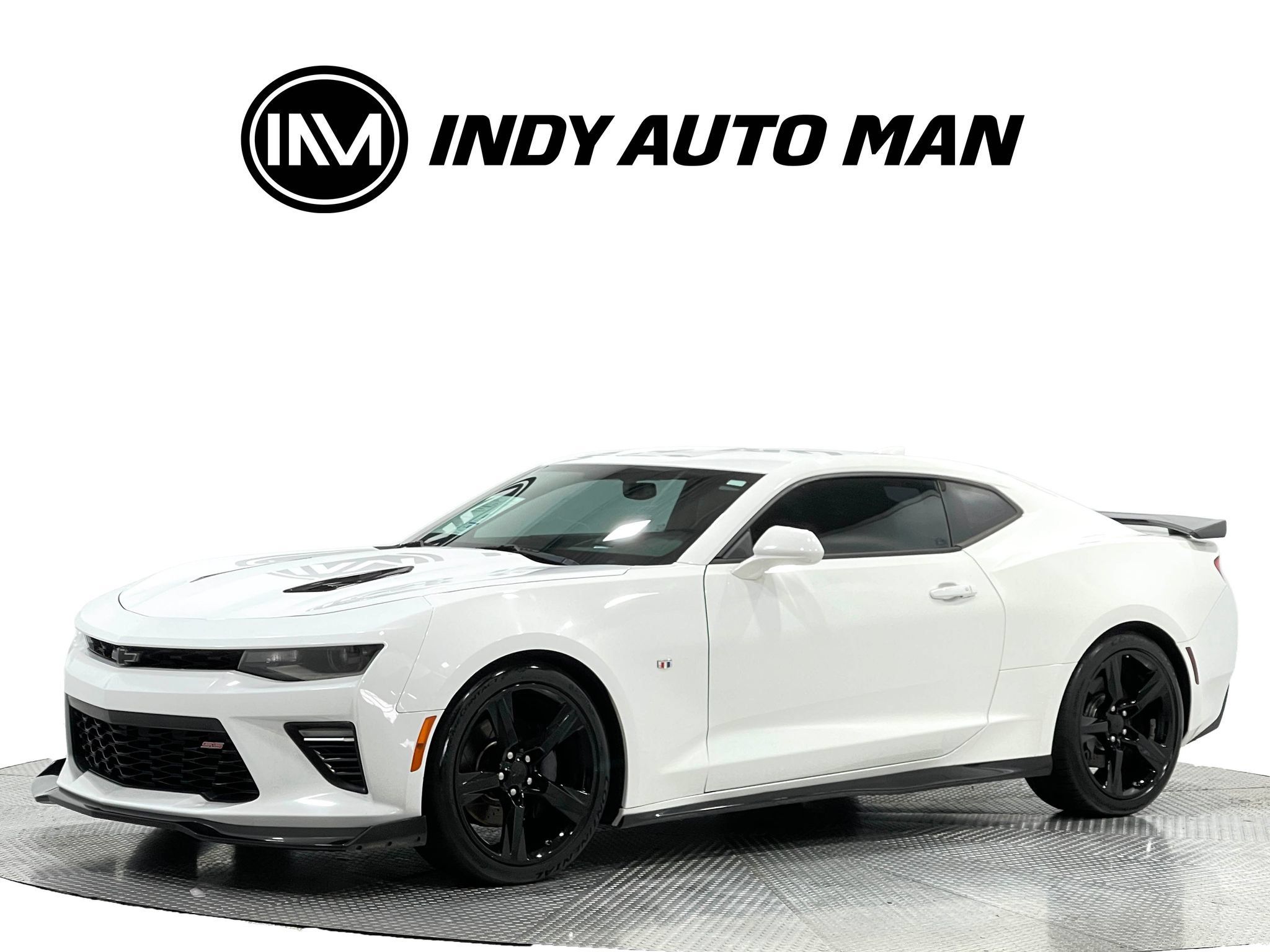 Used 2018 Chevrolet Camaro SS RWD image 8
