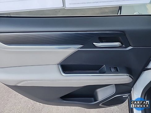 Used 2024 GMC Acadia Elevation w/ Luxury Package image 34