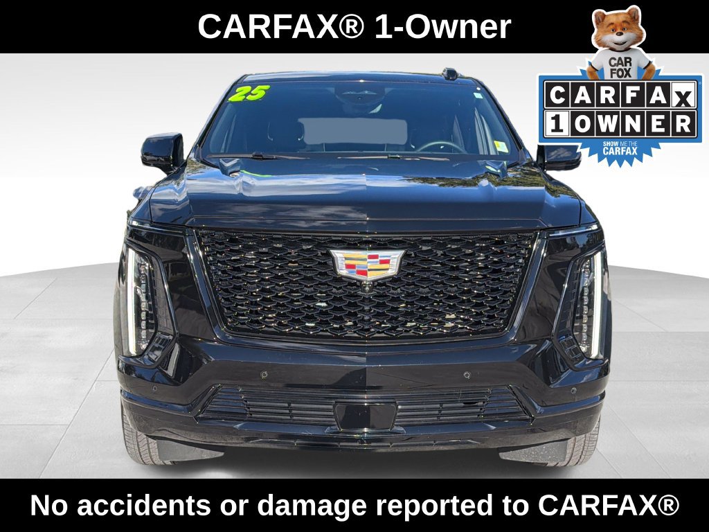 Used 2025 Cadillac Escalade Sport AWD/4WD image 2