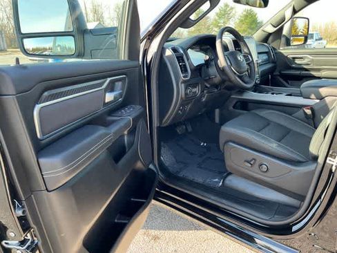 New 2025 RAM 1500 Big Horn image 9