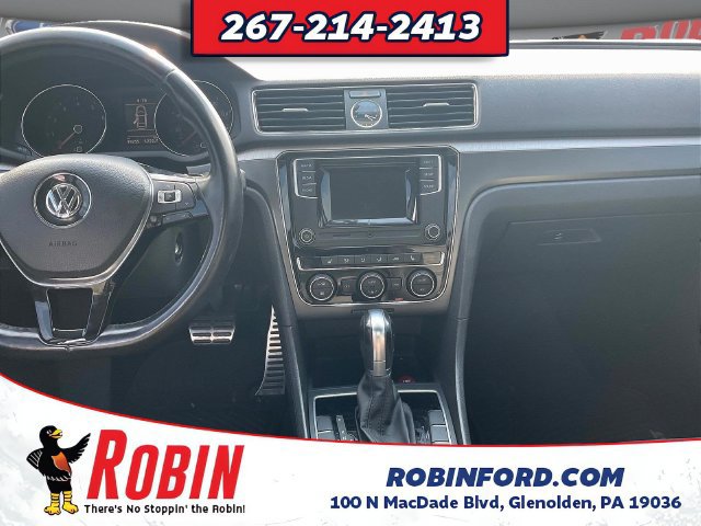 Used 2016 Volkswagen Passat 1.8T R-Line FWD image 11