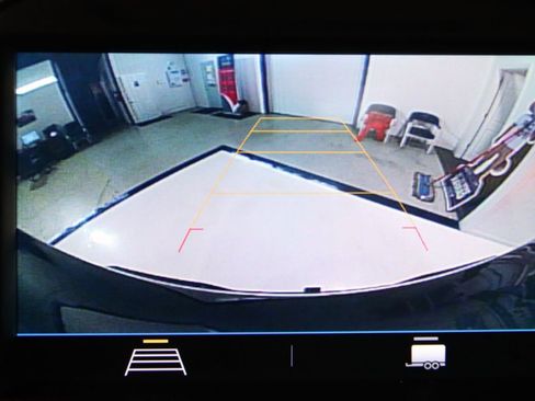 Used 2021 Chevrolet Silverado 1500 LT Trail Boss w/ Bed Protection Package image 21