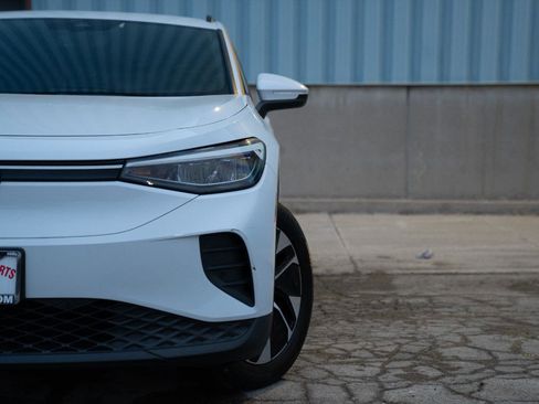 Used 2022 Volkswagen ID.4 Pro image 2