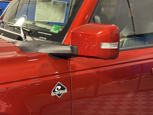 Used 2024 Ford Bronco Outer Banks image 38