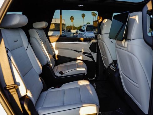 Used 2025 Cadillac Escalade Sport image 19