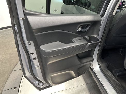 Used 2020 Honda Ridgeline Sport image 24