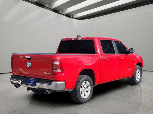 Used 2022 RAM 1500 Laramie AWD/4WD image 3