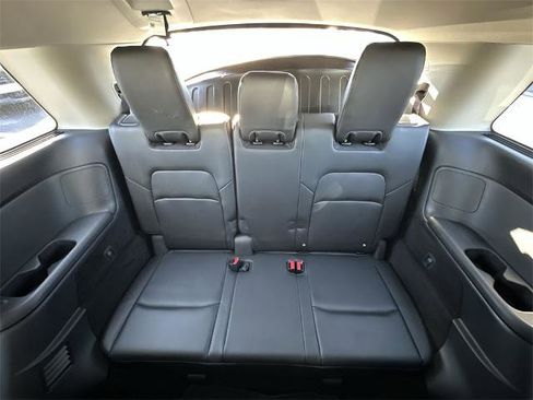 Certified 2023 Nissan Pathfinder SL image 23