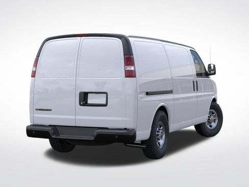 New 2026 Chevrolet Express 2500 w/ Driver Convenience Package RWD image 4