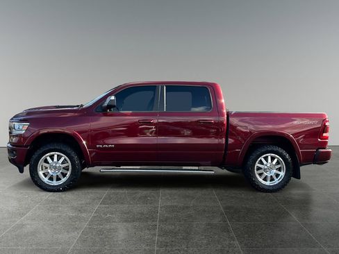 Used 2022 RAM 1500 Laramie w/ Sport Appearance Package image 4