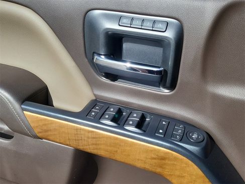 Used 2018 Chevrolet Silverado 1500 LTZ w/ LTZ Plus Package image 12