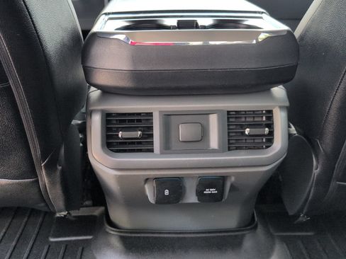 Used 2022 Ford F150 XLT w/ Equipment Group 302A High RWD image 17