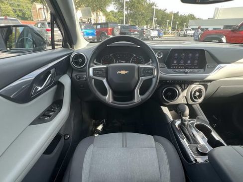 Used 2021 Chevrolet Blazer LT AWD/4WD image 6