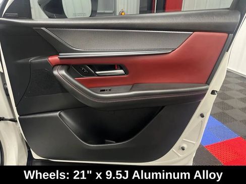 Used 2025 MAZDA CX-70 Plug-In Hybrid w/ Premium Plus AWD/4WD image 14