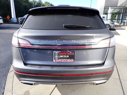 Certified 2021 Lincoln Nautilus AWD image 4