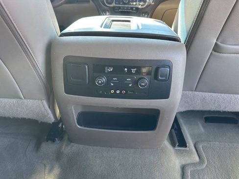 Used 2016 Chevrolet Tahoe LT image 32