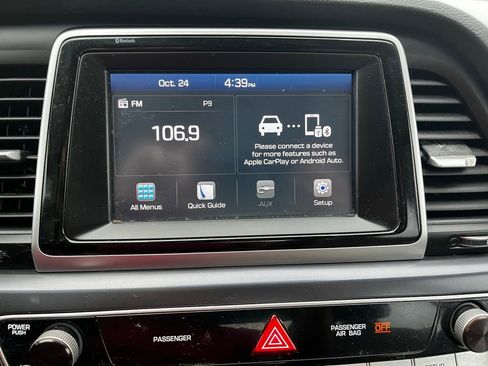 Used 2018 Hyundai Sonata SE image 19