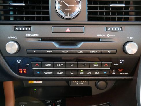 Used 2022 Lexus RX 450h RX 450h image 23