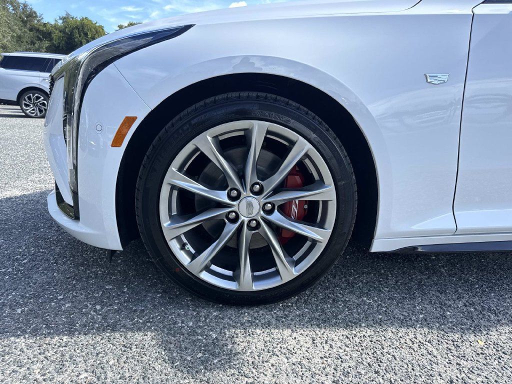 New 2026 Cadillac CT5 Sport w/ Technology Package RWD image 10